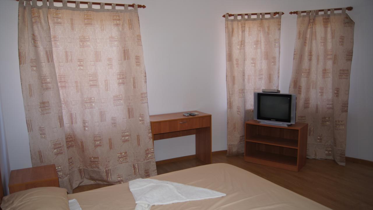 Hotel Sharmat Pitsunda Dış mekan fotoğraf
