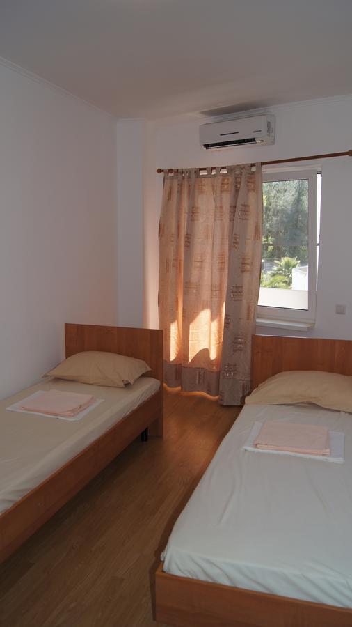 Hotel Sharmat Pitsunda Dış mekan fotoğraf
