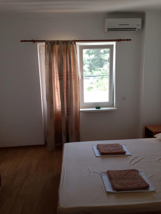 Hotel Sharmat Pitsunda Dış mekan fotoğraf